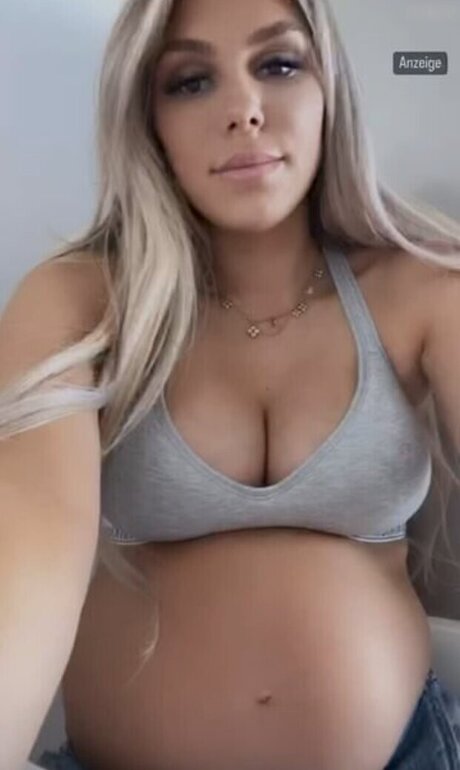 Nathalie Bleicher Woth top star pictures