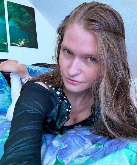 InaSilja star hot photos