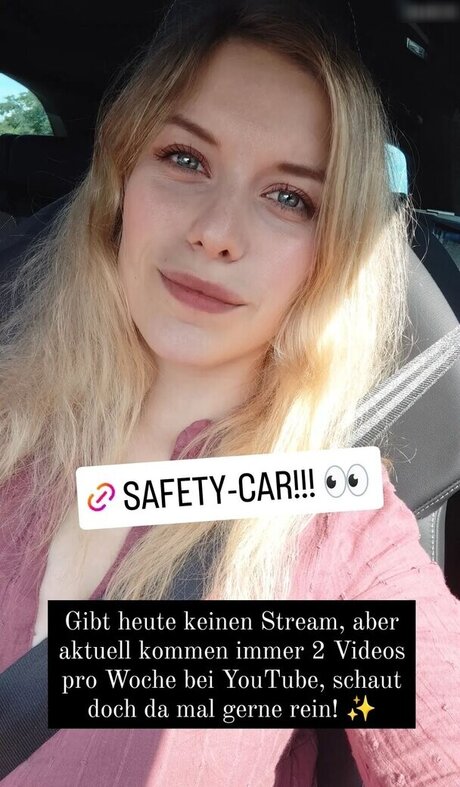 FormulaLena pornstar high quality img