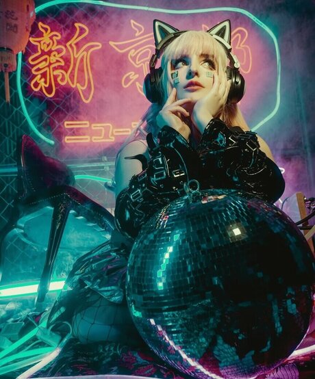 Aretteepls pornstar hd images