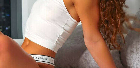 Grace Robert model art photos