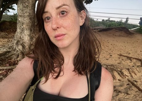 Kari Keone star erotic images