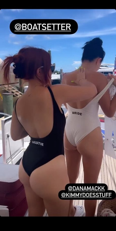 Smosh Girls nude star image