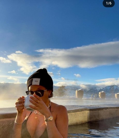 Smosh Girls naked model galleries