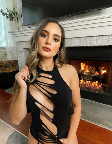 tenniswithtay star hot photo