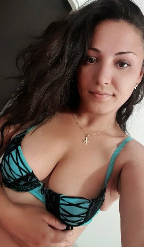 FoxyKara art star gallery