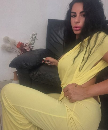 xthisistara pretty pornstar galleries