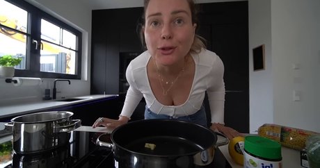 Maren Wolf porn star picture