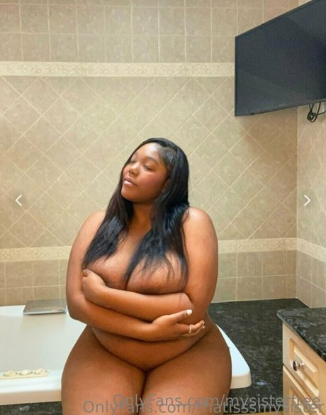 mysisterfree model high quality pic