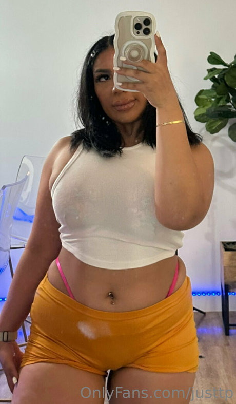 justtp best actress img