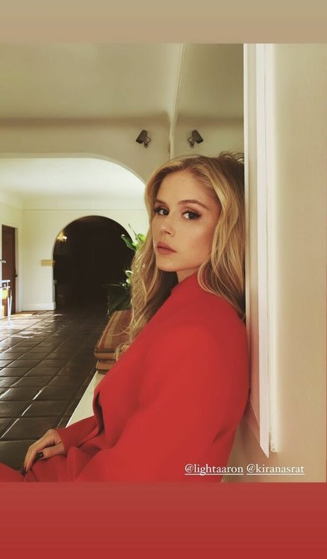 Erin Moriarty model sexy image