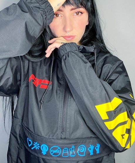 Lights Poxleitner model free photo