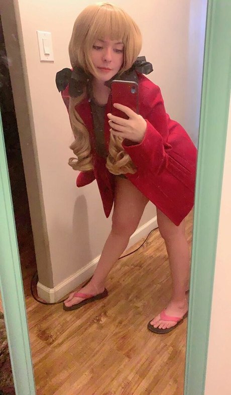 MegaMoeka hd model photo