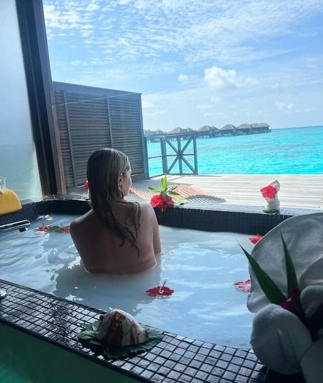 Laura Whitmore best actress galleries