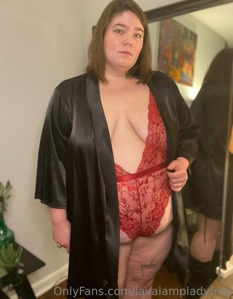 lavalampladyfree star nude image