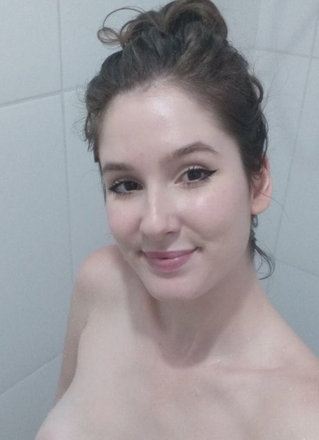 Srta Bonnie adult model gallery