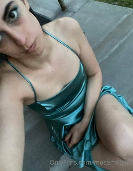 musemegara model pretty pictures