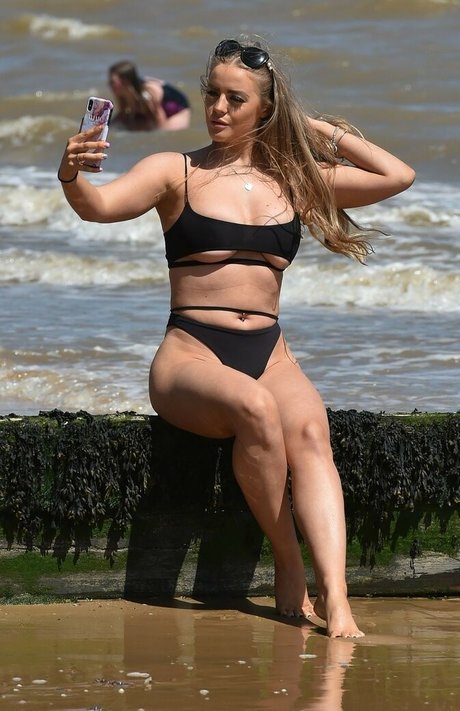 Mega Clarke star nude photos