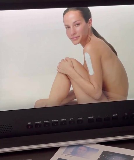 Francesca Pey art actress picture