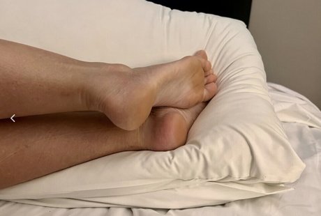 Regina Volpato naked star pictures