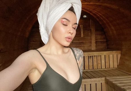 DianaRice pornstar pretty archive