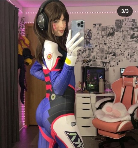 Emma kat 22 sex model pics