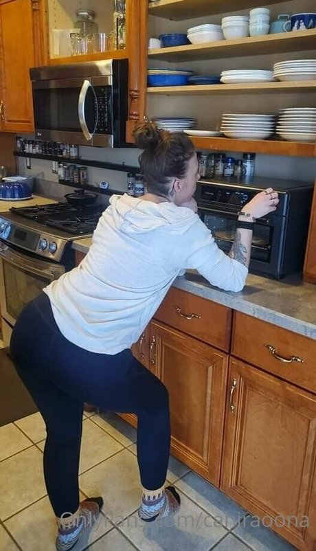 cahiraoona actress photos