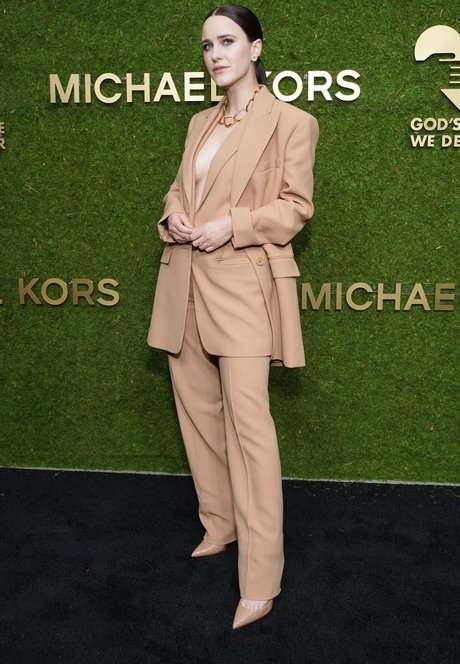 Rachel Brosnahan top pornstar picture