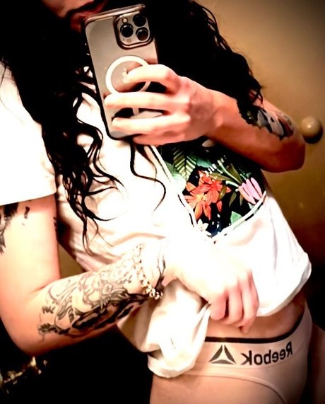 LEXI FOX star hot images