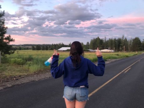 Leighanna Corter free model picture