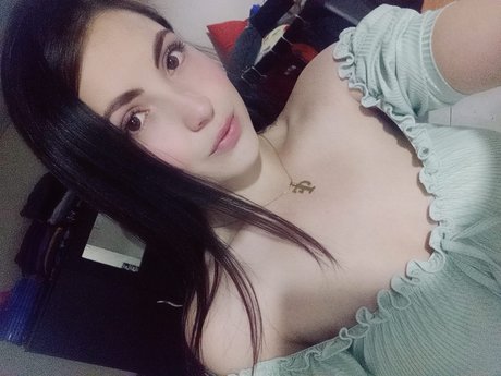 Laura Milena xxx model archive