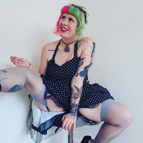 Lisa Kitto model sexy galleries