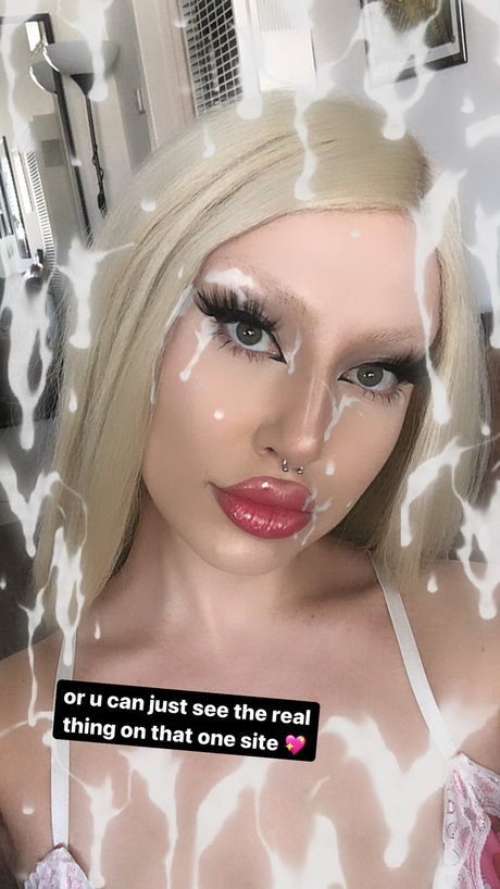 Maddy Issues FREE model hd picture