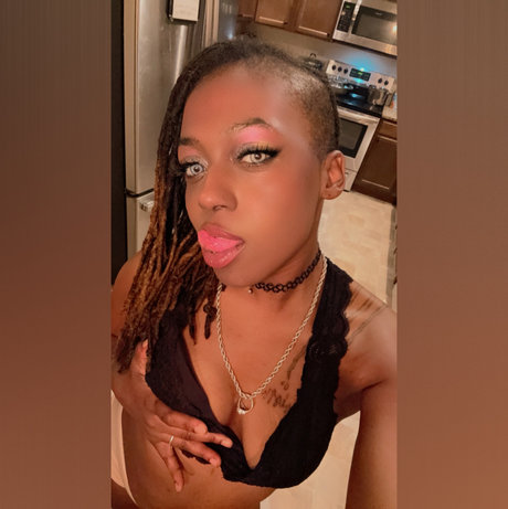 Liiv Lickenz aka Sylva Koolattah_ best actress galleries