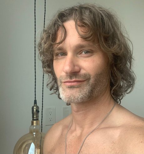 Lover Boy Lucas star pornographic pictures