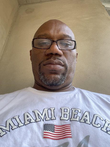 Looking4aparlay hd star pic