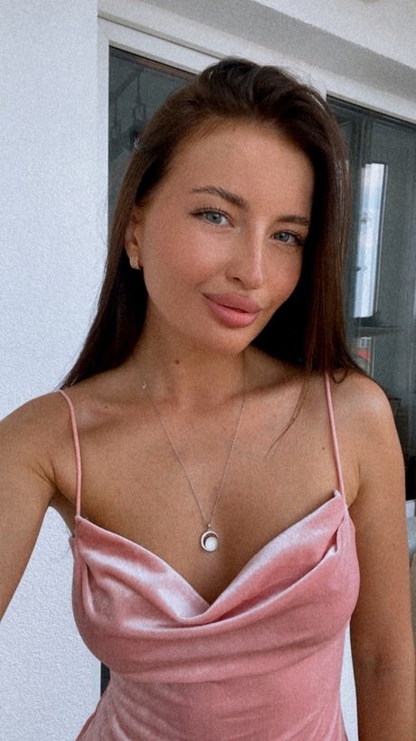 _Lolla doll_ model gallery