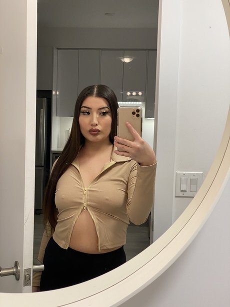 Lola Bunni model xxx galleries