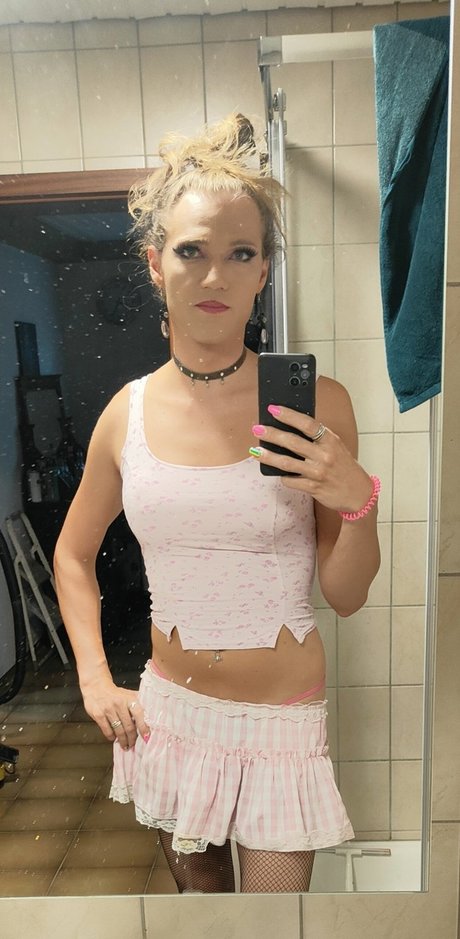 Lyara beautiful pornstar picture