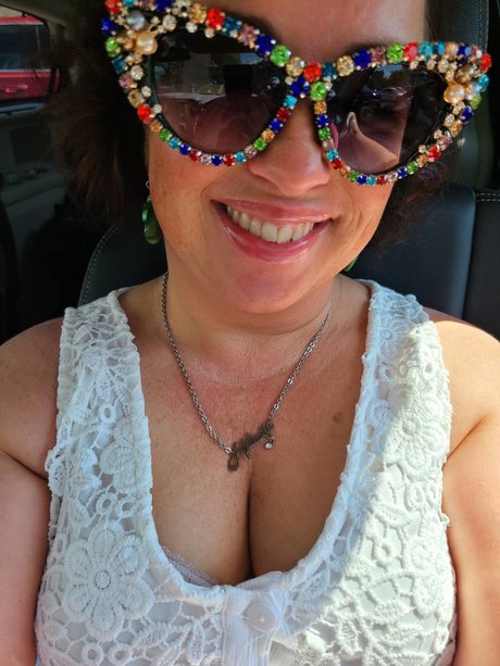 LunaLuvsWell free pornstar gallery