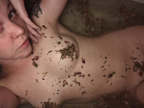 LunaFoxx star porn pics