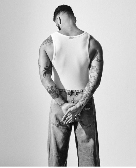 Luis Coppini nice model photo