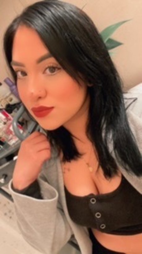 Maria Arreaga naked actress img