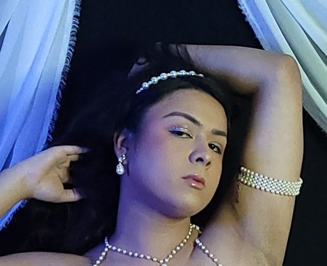 Marilyn Magdalene model free photos