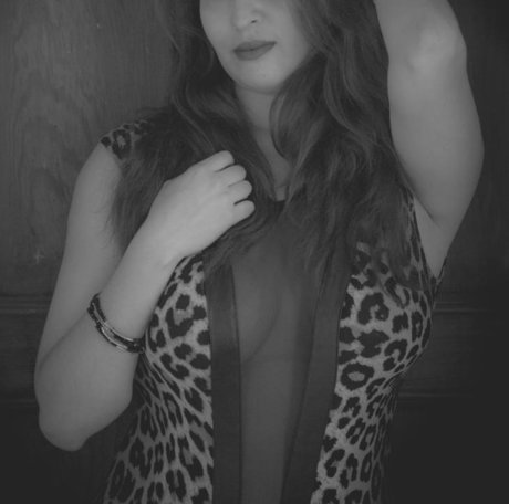 El secreto de Mariana pornstar art images