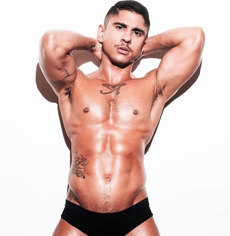 Lucas Mancinni star free images