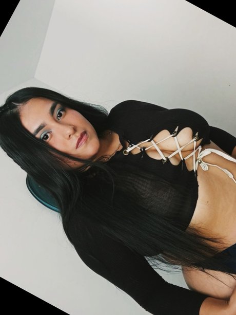 Mari cam perfect model img