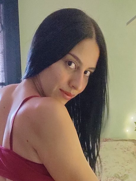 Milly Love pretty pornstar photos