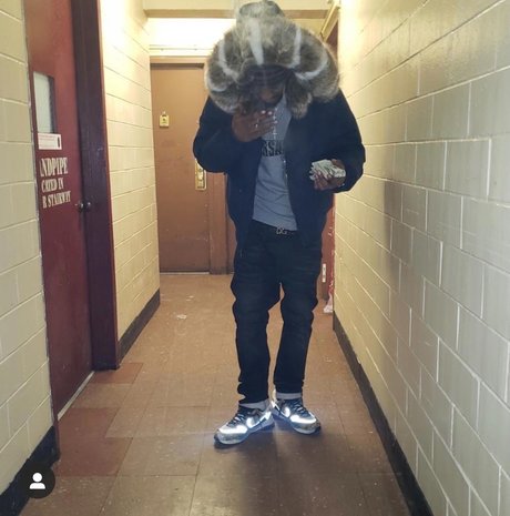 MilitantFendi xxx pornstar archive