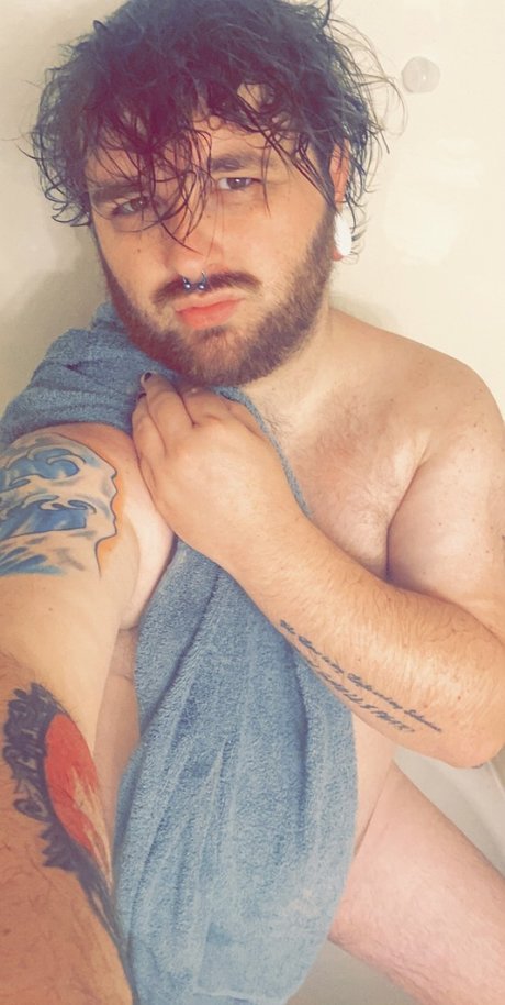 Daddy Mike nude actress pics